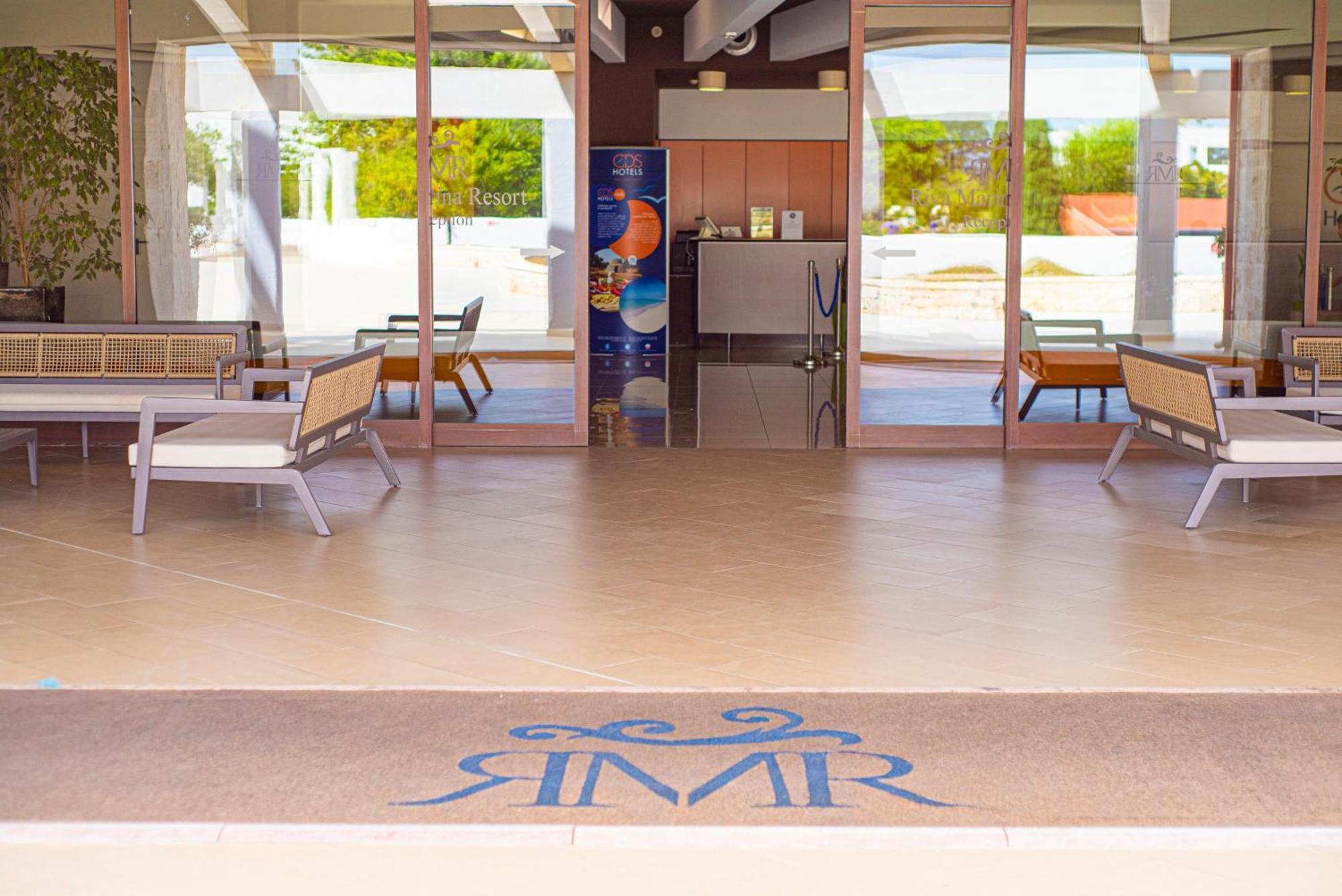 Riva Marina Resort - Cdshotels Carovigno Exteriör bild