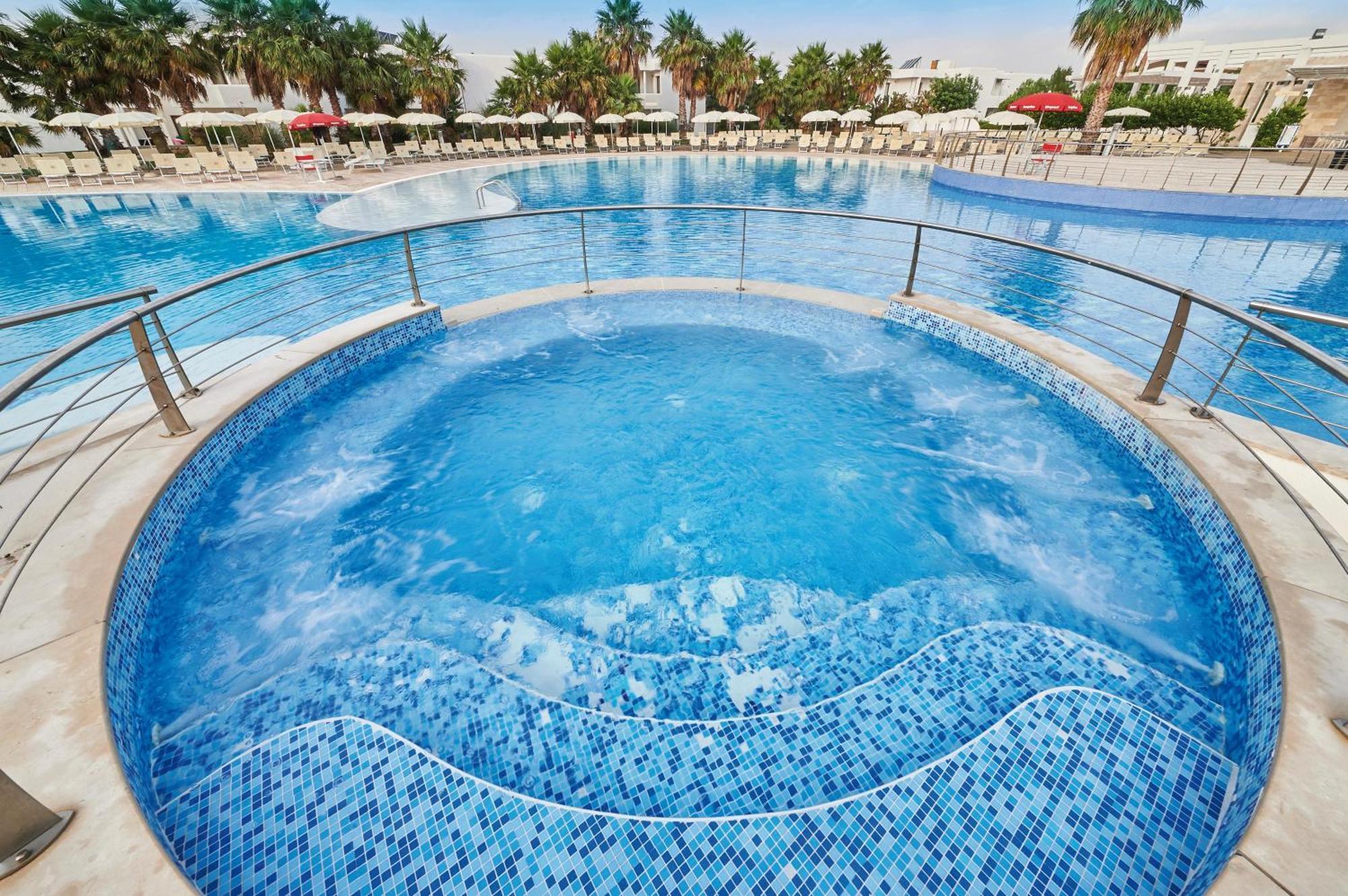 Riva Marina Resort - Cdshotels Carovigno Exteriör bild