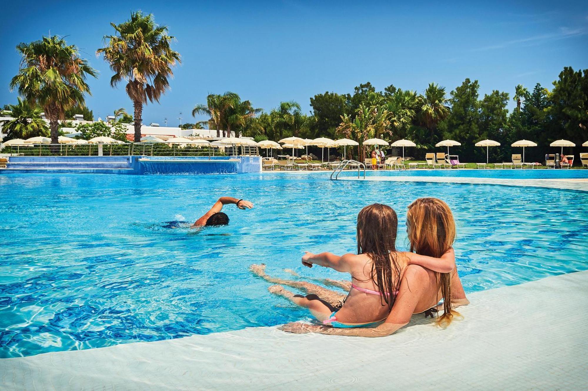 Riva Marina Resort - Cdshotels Carovigno Exteriör bild